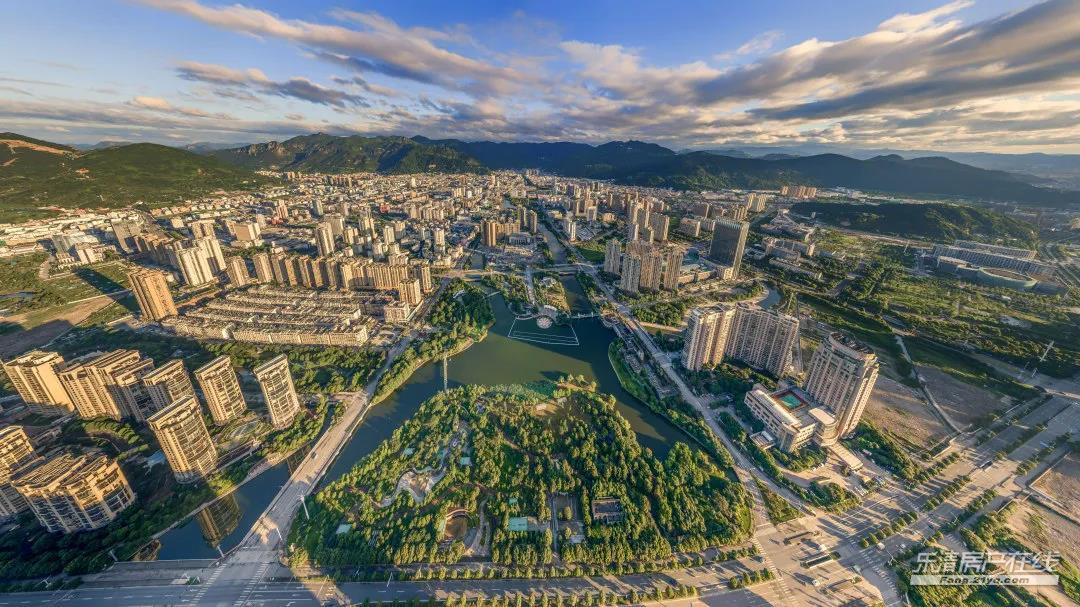遍布街肆日渐国际化的乐清亦离不开伟大而平凡的城市建设者的付出当